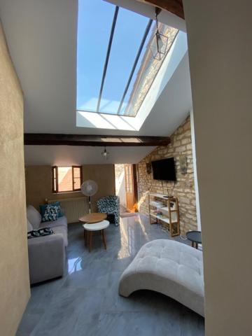 La Mansarde De L Abbaye Apartment Cluny Exterior foto